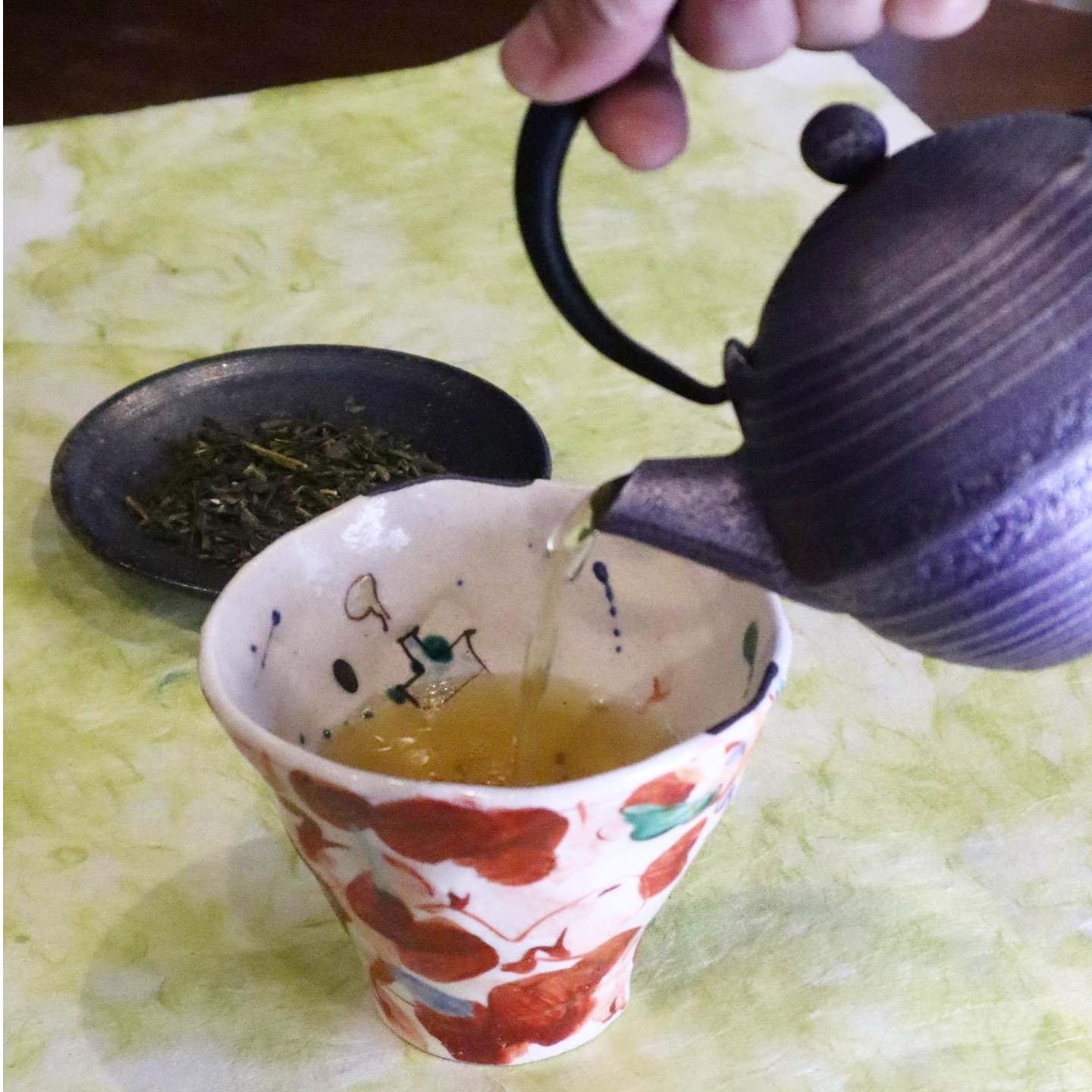 終了しました【日本茶ワークショップ】狭山茶とうつわを楽しむ茶会★うつわのお土産付き＜2023年5月20日（土）14:00～＞@晴居堂（東京・かっぱ橋）
